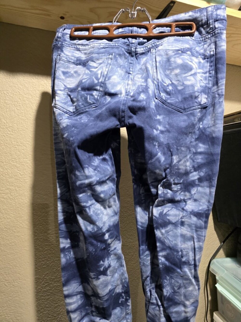 Forever 21 Blue Tie Dye Look Cropped Jeans Women's Waist Size 29 - Picture 3 of 7